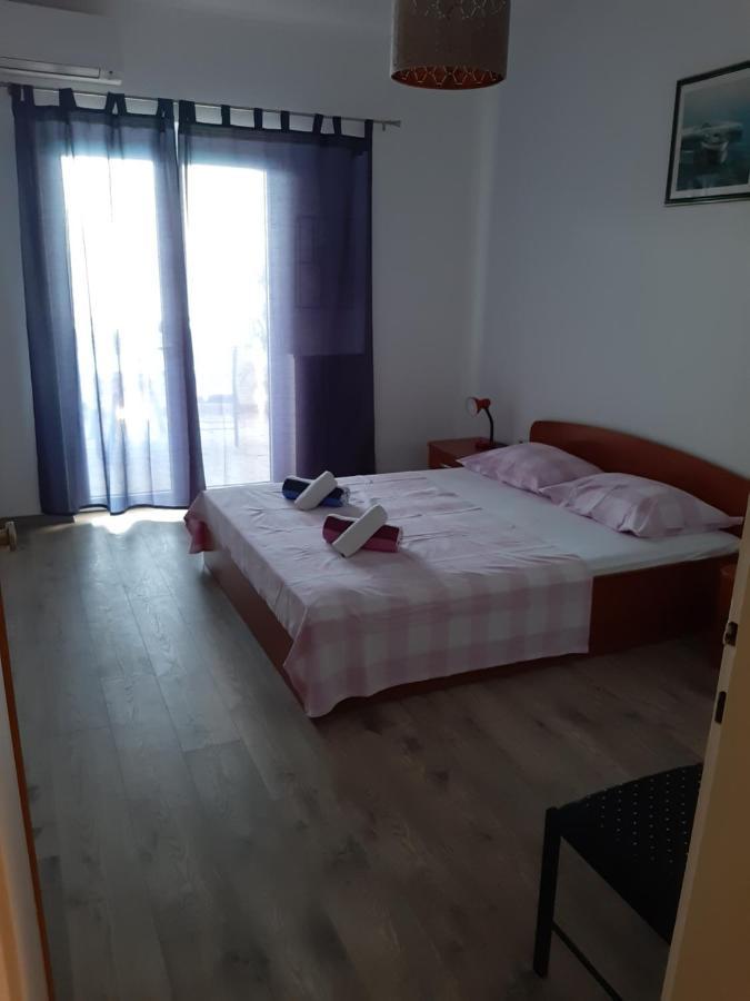 Apartments Davor Ceko Есенице Экстерьер фото